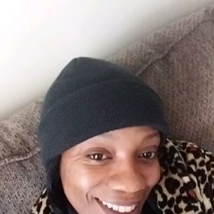 Meet your Posher, Jamila